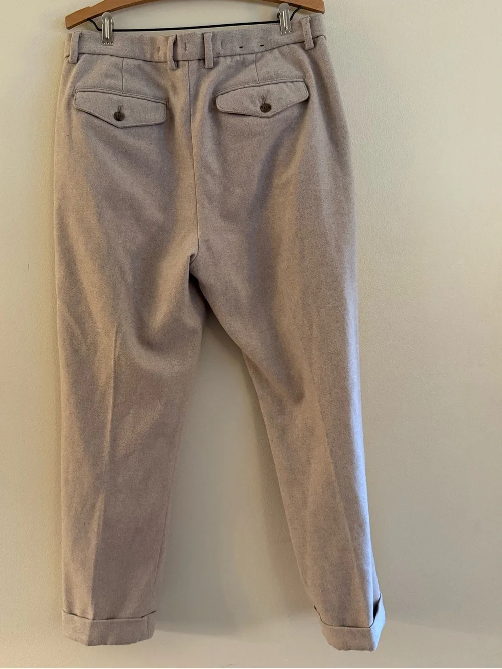 Banana Republic | Wool Blend Double Pleated Cuffed Trousers Beige | Size 33x30